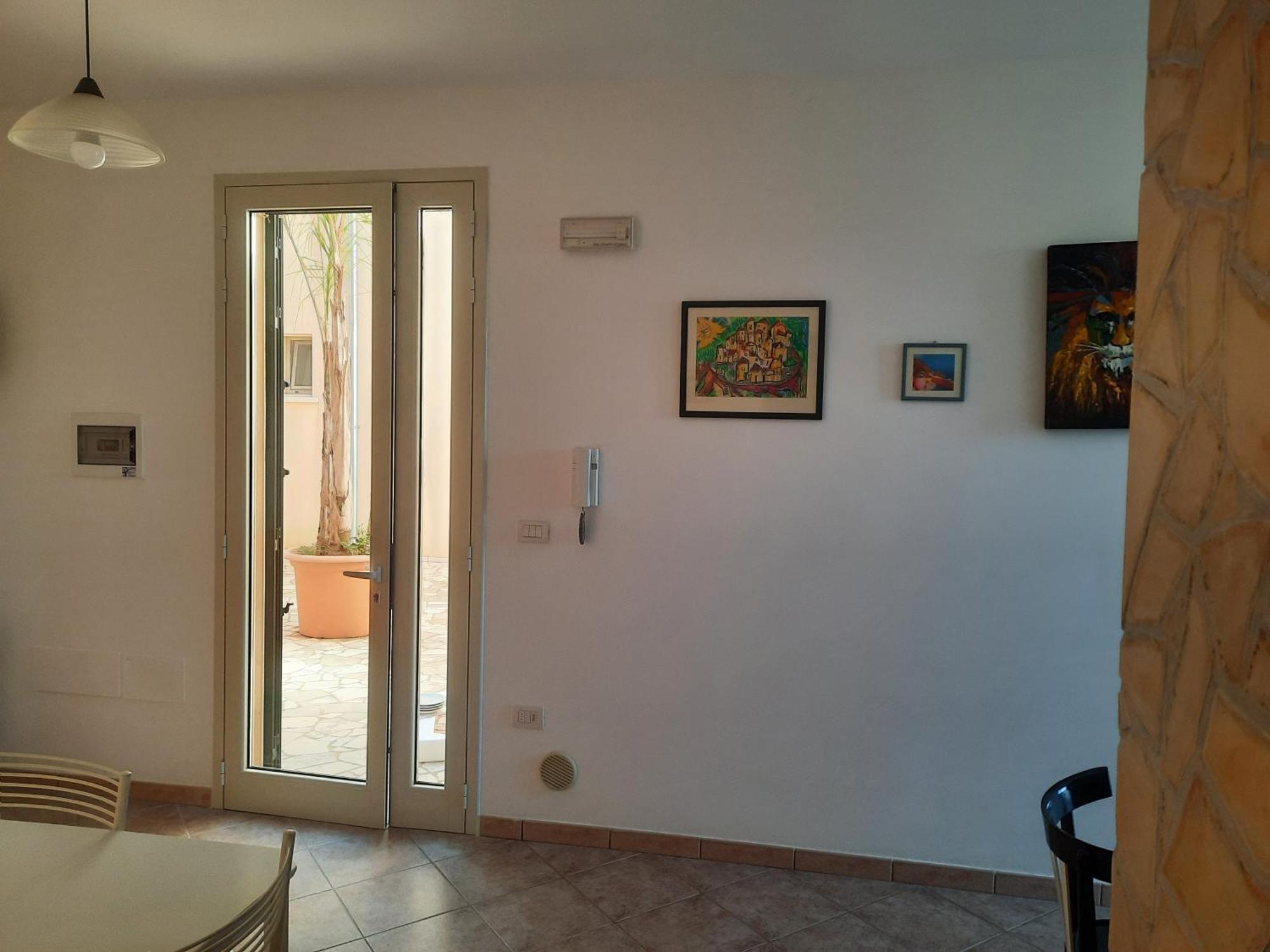 Versante Est Casamassella Esterno foto